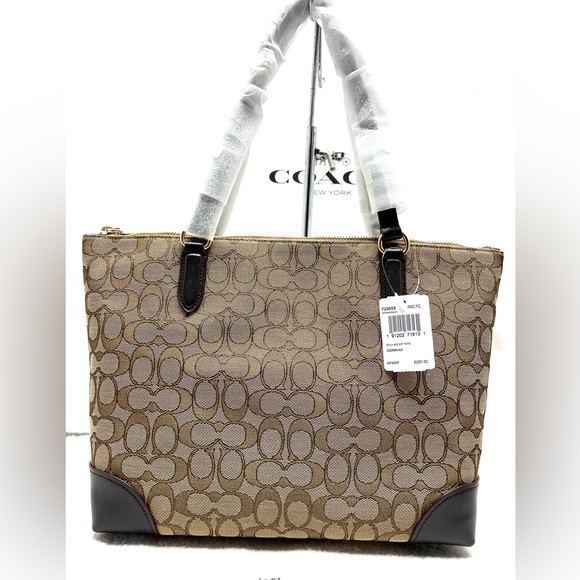 ❌SOLD! NWT! Coach Outline Sig Zip Tote Handbag Khaki/Brown Msrp:$250.00 - Picture 2 of 8